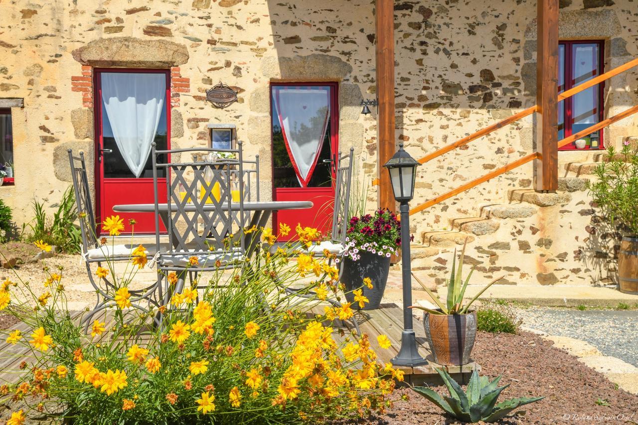 Le Boupère Domaine De La Courillere Bed & Breakfast エクステリア 写真