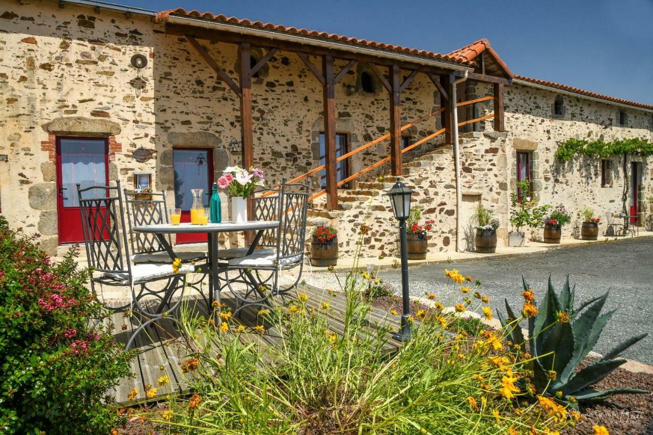 Le Boupère Domaine De La Courillere Bed & Breakfast エクステリア 写真