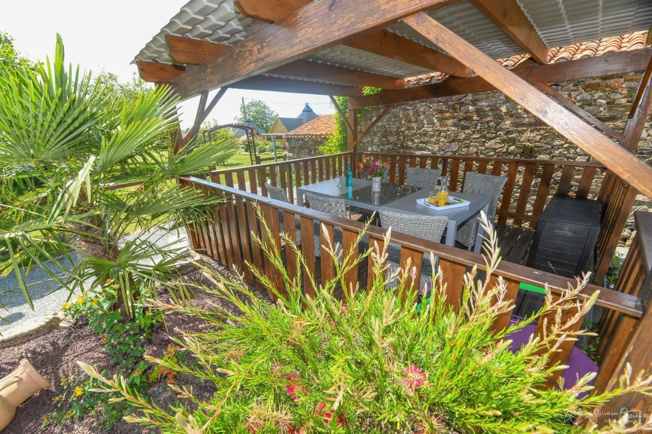 Le Boupère Domaine De La Courillere Bed & Breakfast エクステリア 写真